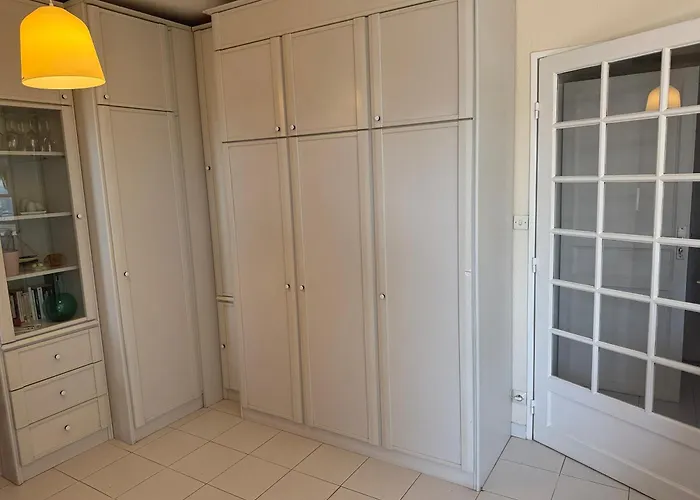 En Front De Avec Balcon * Saint-Raphaël