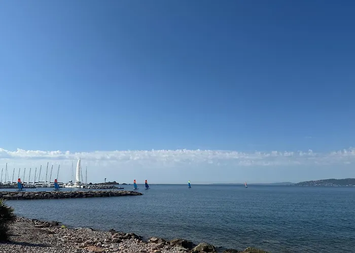 Διαμέρισμα En Front De Avec Balcon