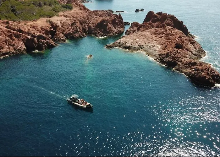 En Front De Avec Balcon * Saint-Raphaël